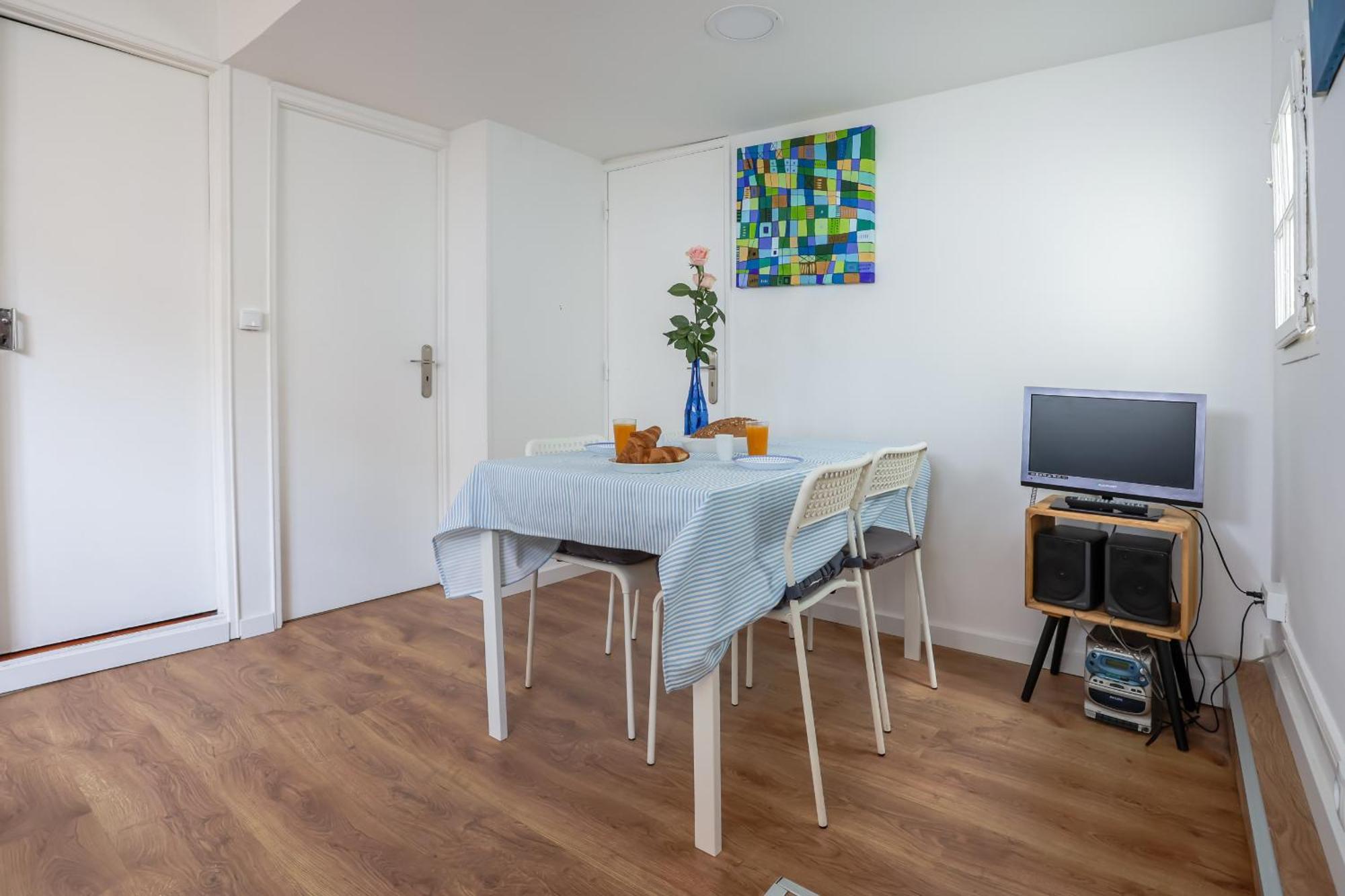 Cozy 3 Bedroom Apt In Lively Bairro Alto Lisboa Exterior foto